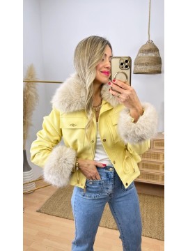 Chaqueta Pelo Amarilla