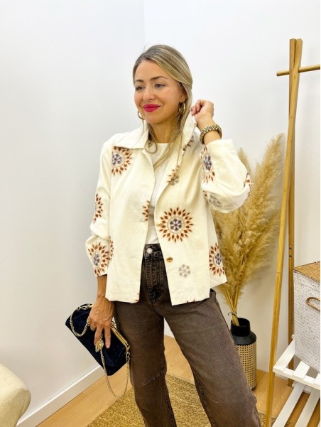 Chaqueta Bordados beige