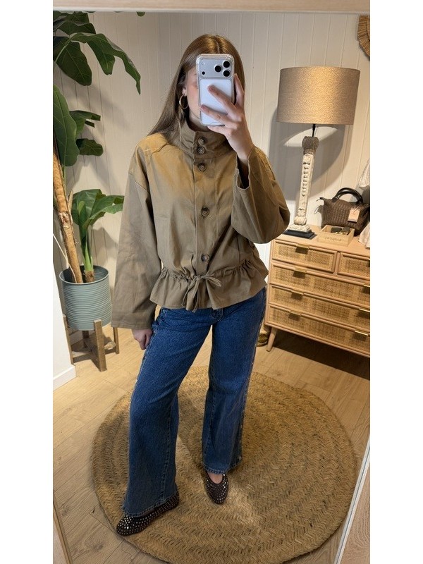 Chaqueta Fruncida Beige