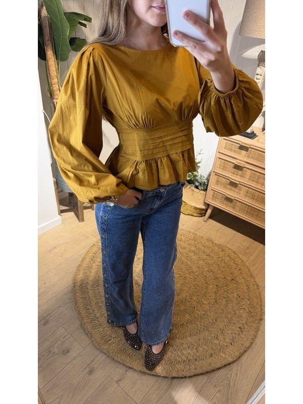 Blusa Abullonada Ocre